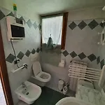 Deby House Apartamento *