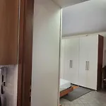 Deby House Apartman