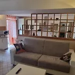 Deby House