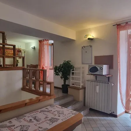 Deby House *
